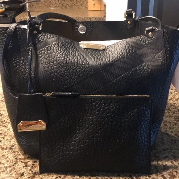 Burberry Canterbury Grainy Black Leather Tote - Picture 11 of 11